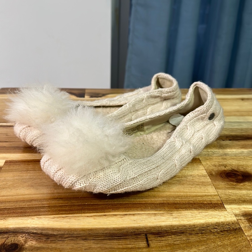 UGG Slippers size 7